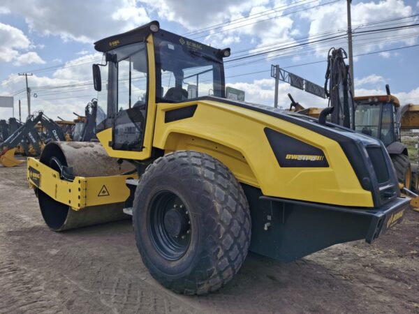 2023 BOMAG BW211D-5SL - Image 7