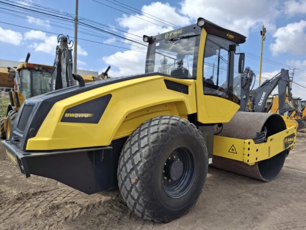 2023 BOMAG BW211D-5SL - Image 6