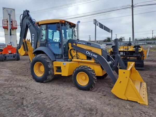 JOHN DEERE 410L 2015