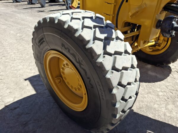 JOHN DEERE 672D - Image 24