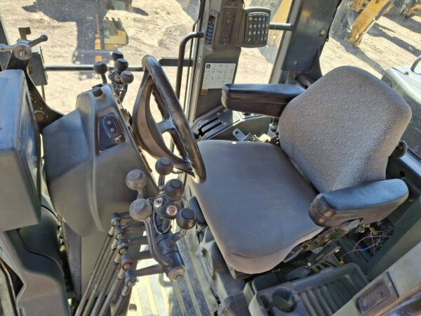 JOHN DEERE 672D - Image 16