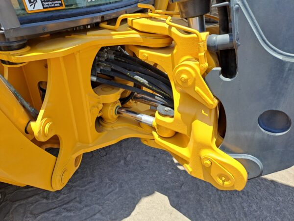 JOHN DEERE 410L 2019 - Image 12